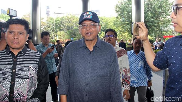 Penuhi Panggilan KPK, Bupati Malang Bantah Terima Suap