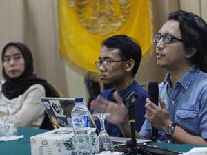 Diskusi Politik Era Digital Diskusi Politik Era Digital