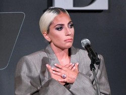 Lady Gaga Puncaki Tangga Billboard Artist 100