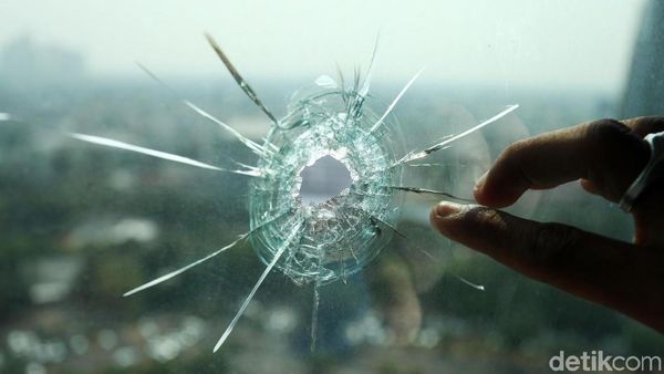 Ruang Kerja Anggota DPR Tempat Bersarang Peluru Tajam