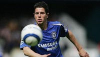 Asier del Horno barang kali menjadi nama yang paling asing di antara pemain lainnya di dalam daftar ini. Namun, Del Horno tercatat sebagai pemain Spanyol pertama yang memenangi titel juara Premier League saat Chelsea menjadi kampiun pada 2005/06. (Foto: Ben Radford/Getty Images)