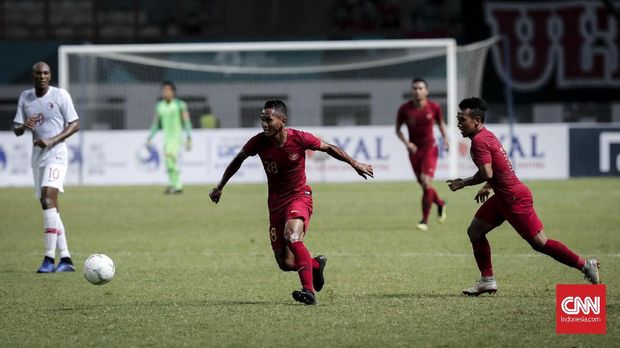 Abduh Lestaluhu kembali memperkuat Timnas Indonesia setelah terakhir terjadi pada final Piala AFF 2016.