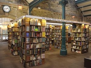 Corona Belum Mereda, Toko Komik di Inggris Akan Dibuka 15 Juni