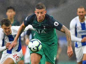 MU Sudah Punya Banyak Bek, Saatnya Beli Gelandang