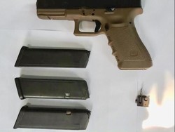 Dari Lapangan Tembak, Bagaimana Peluru Bisa Nyasar ke Gedung DPR?