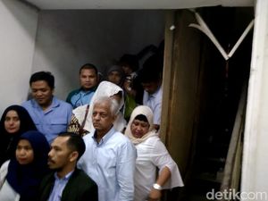 Nanik Bungkam Usai Diperiksa soal Ratna, Pengacara: Dia Capek Puasa Nanik Bungkam Usai Diperiksa soal Ratna, Pengacara: Dia Capek Puasa