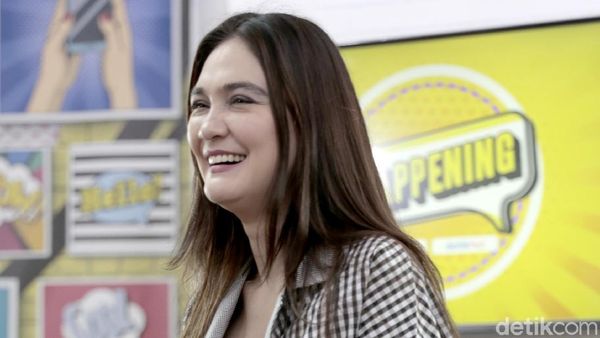 Luna Maya Bahas Apa Saja di dHappening?