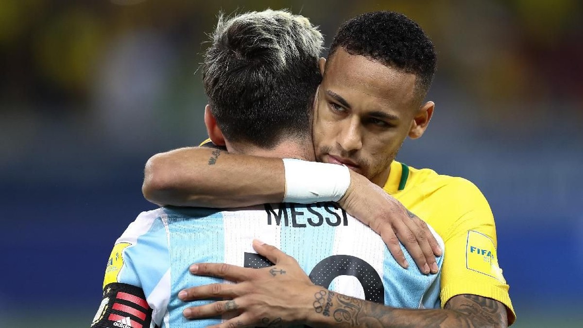 Lionel Messi dan Neymar. Foto: Buda Mendes/Getty Images
