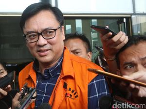 KPK Geledah Rumah Billy Sindoro