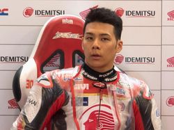 Kutukan Front Row Takaaki Nakagami
