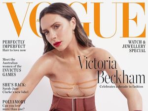 Tampil High-Fashion di Vogue, Netizen Gagal Fokus ke Dada Victoria Beckham