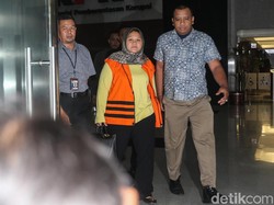 Mengintip Hijab Premium yang Dipakai Bupati Bekasi Saat Ditangkap
