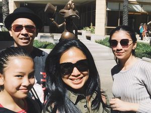 Wabah Covid-19, Feni Rose Tunda Resepsi Pernikahan Anak Wabah Covid-19, Feni Rose Tunda Resepsi Pernikahan Anak