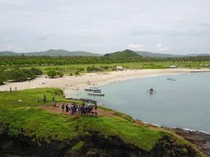 Foto: Pantai Cantik di Dekat Arena MotoGP Indonesia Foto: Pantai Cantik di Dekat Arena MotoGP Indonesia