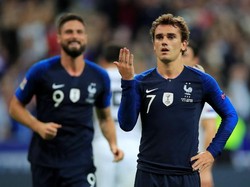 Usai memastikan membawa Prancis balik memimpin 2-1, Griezmann berselebrasi dengan gaya baru. (Foto: Gonzalo Fuentes/Reuters)