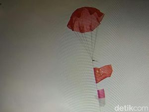 Pemkab Ajak Polisi Usut Insiden Bendera Cina di HUT Kulon Progo Pemkab Ajak Polisi Usut Insiden Bendera Cina di HUT Kulon Progo