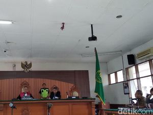 Sidang Praperadilan, Hakim Tolak Intervensi Kubu Habib Rizieq Syihab Sidang Praperadilan, Hakim Tolak Intervensi Kubu Habib Rizieq Syihab