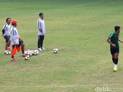 H-1 Lawan Qatar, Indra Sjafri Hati-Hati Simpan Taktik dan Strategi