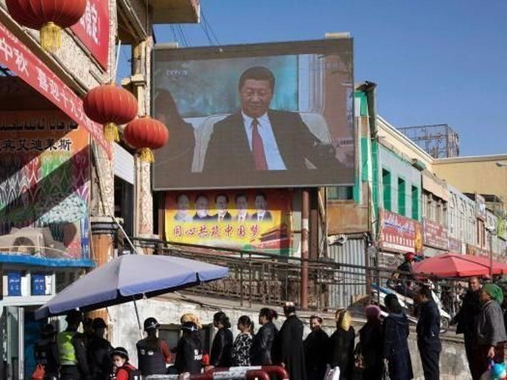 China Dirikan Pusat Kursus Kejuruan Bagi Muslim Uighur China Dirikan Pusat Kursus Kejuruan Bagi Muslim Uighur