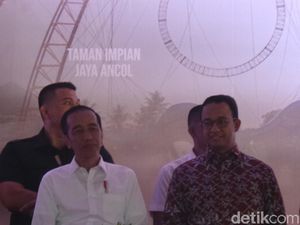 Jokowi Bagikan 10 Ribu Sertifikat Tanah di Marunda