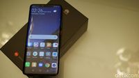 Unboxing Huawei Mate 20 Pro yang Punya 3 Kamera Leica