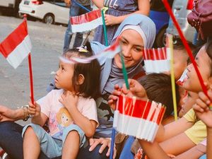 Manisnya Kedekatan Steffy Burase dengan Anak-anak