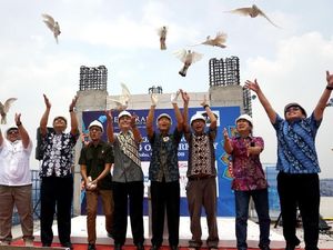Topping Off Kebayoran Apartement