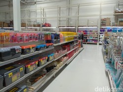 Produk di Supermarket Tommy Soeharto Diklaim Lebih Murah 5%