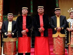 Gubernur dan Wagub Sulut Diberi Gelar Kehormatan Adat Bolmut