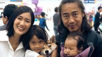 8 Potret Harmonis Keluarga Bahagia Dominique Diyose