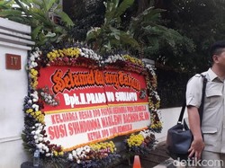 Meski Dilarang Prabowo, Tetap Ada yang Kirim Karangan Bunga Ultah