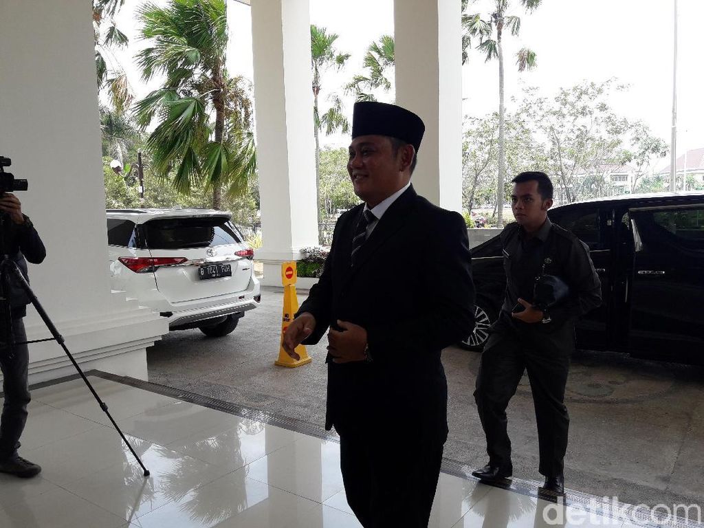 Bupati Bekasi dan 4 Pejabat Ditahan KPK, Wabup Kumpulkan SKPD Bupati Bekasi dan 4 Pejabat Ditahan KPK, Wabup Kumpulkan SKPD