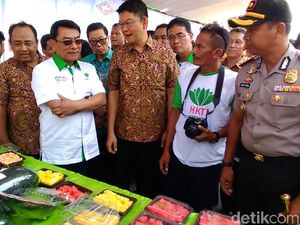 Ketua HKTI-BISI Panen Raya Jagung di Kediri