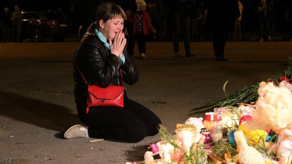 Duka Keluarga Korban Penembakan Crimea