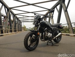 Modifikasi Suzuki Inazuma 250 Bergaya Scrambler