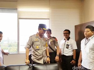 Polisi Sisir Peluru Nyasar di Ruang Fraksi PDIP DPR