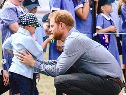 Luke, Anak Lima Tahun yang Elus Janggut Pangeran Harry