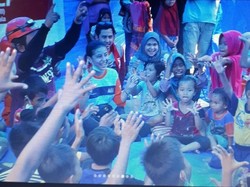 Bikin Haru Bantu Korban Palu, Awkarin Dipuji Habis-habisan