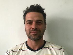 Aktor Kenamaan Turki Reshad Strik Diamankan Imigrasi Makassar