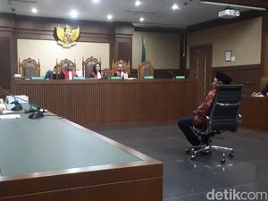 Terima Suap, Anggota DPRD Lampung Tengah Divonis 4 Tahun Bui Terima Suap, Anggota DPRD Lampung Tengah Divonis 4 Tahun Bui