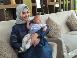 Pentingnya Beri Anak ASI Eksklusif bagi Poppy Bunga