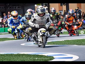 Ketika Pebalap MotoGP Adu Cepat Pakai Motor Mini