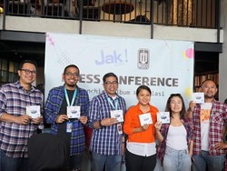 12 Lagu Era 1990-an dalam Album Kompilasi 90s at 9