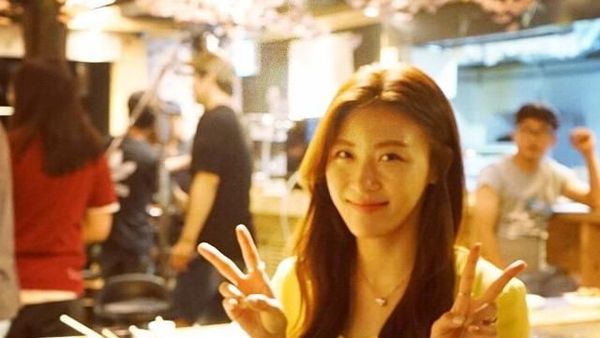 Ini Bukti Kalau Si Cantik Ha Ji Won Emang Doyan Kulineran