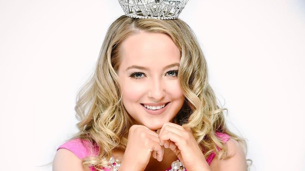 Kisah Juara Kontes Kecantikan Korban Perkosaan yang Kembalikan Mahkota Juara Kisah Juara Kontes Kecantikan Korban Perkosaan yang Kembalikan Mahkota Juara