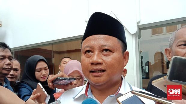 Wakil Gubernur Jabar Uu Ruzhanul Ulum. (CNNINdonesia/Huyogo)