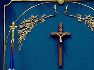 Ingin Larang Simbol Agama, Quebec Enggan Turunkan Salib di Parlemen