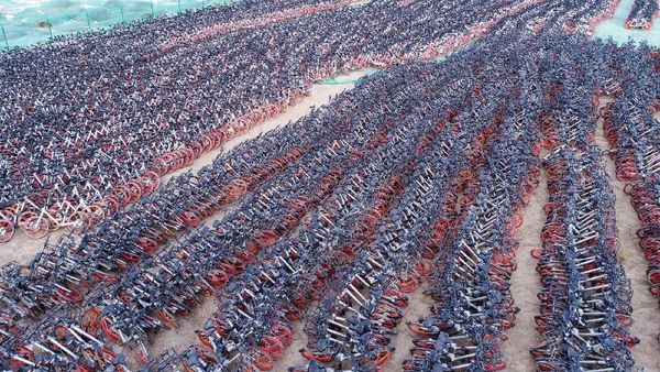 Pemandangan Mencengangkan Puluhan Ribu Sepeda Online