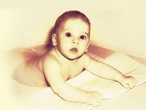 50 Nama Bayi Klasik-Vintage yang Indah dan Tak Termakan Zaman