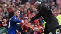 Wayne Rooney jadi salah satu pemain legendaris MU. Rooney merupakan topskorer sepanjang masa MU dan memenangi lima gelar Premier League. Sekalipun, Rooney hanya semusim dilatih Mourinho pada 2016/17 sebelum dilepas ke Everton sampai akhirnya berlabuh ke Amerika Serikat bersama DC United. (Foto: Stu Forster/Getty Images)
